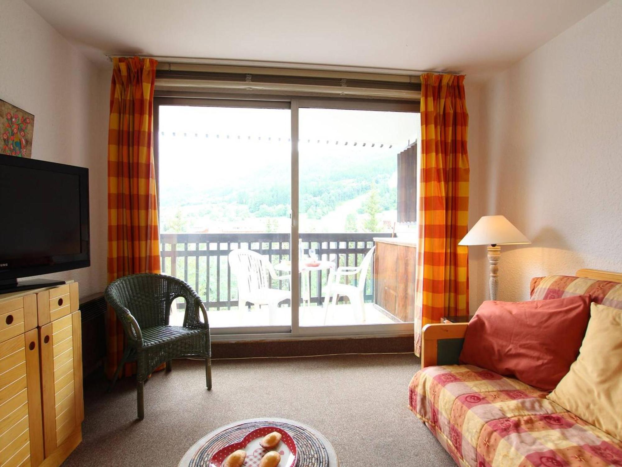Appartement 3 Pieces, 6 Couchages A La Salle-Les-Alpes, Proche Pistes, Balcon Et Terrasse - Fr-1-330F-41 Serre Chevalier Exterior foto